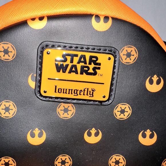 Loungefly Star Wars Darth Vader Glow-in-the-Dark Jack-o-Lantern Mini Backpack - Picture 3 of 12